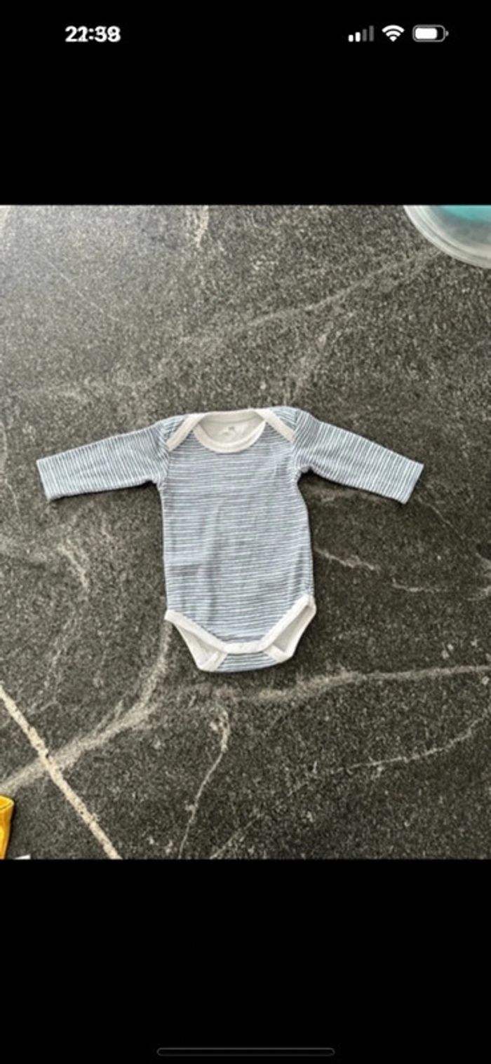 Lot de 4 bodies à manches longues Laredoute bon état - photo numéro 4