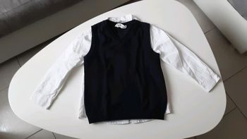 Petit pull et sa chemise