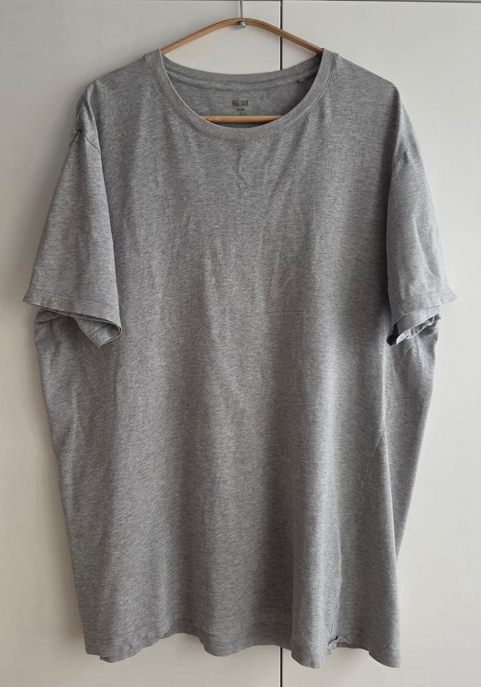 T-shirt Uniqlo, taille L