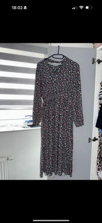 Robe fluide taille 42 neuf