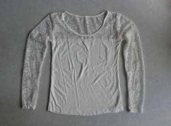 Maillot manches longues, blanc avec dentelle