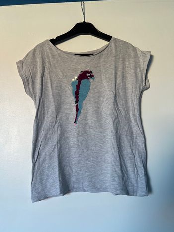 T-shirt gris perroquet sequins