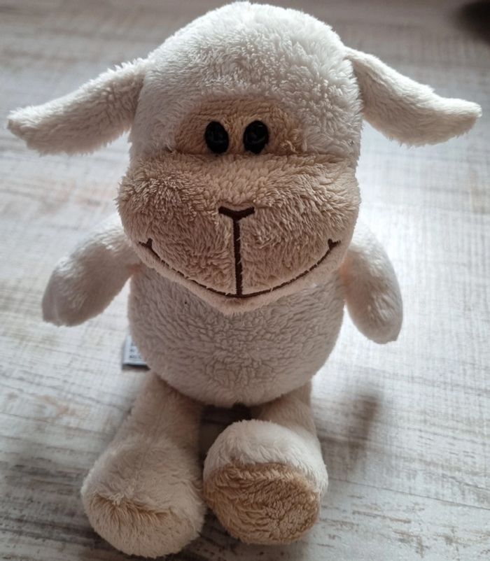 Peluche 🐑