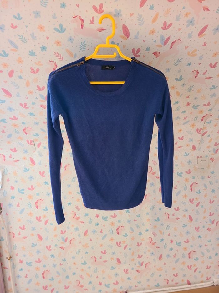 Pull violet