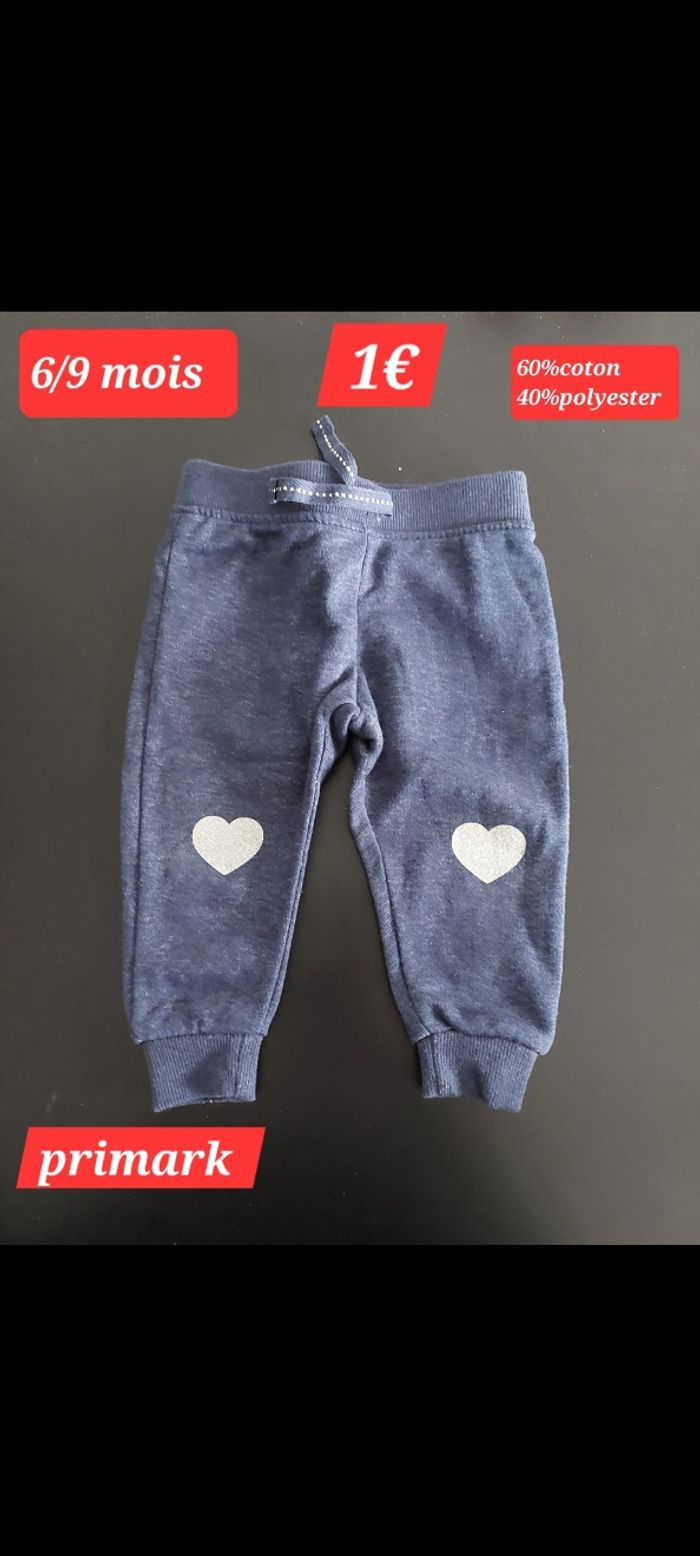 Pantalon de jogging avec cœurs fille 6mois - photo numéro 1