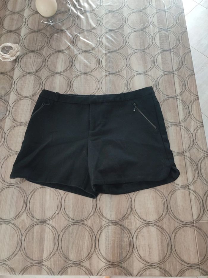 Short femme taille 40 Promod