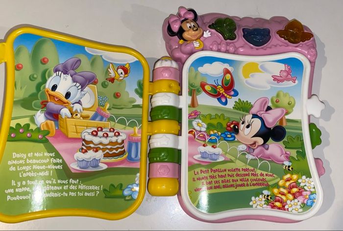 **📖 livre interactif baby minnie (clementoni).