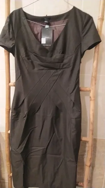 Superbe robe noire 38 neuve SFERA