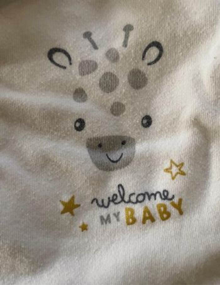 Bodies 1 mois lot de 12 - photo numéro 5