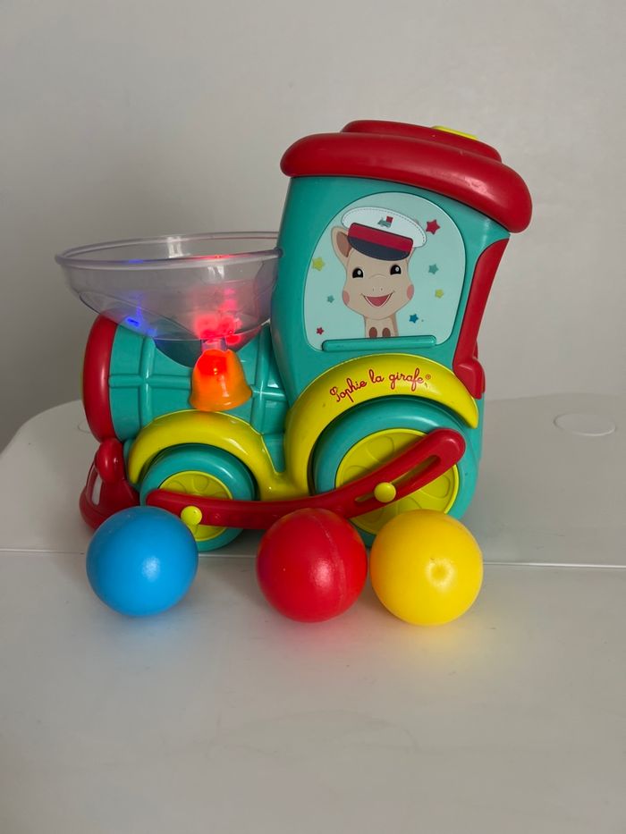 Magik pop train Sophie la Girafe