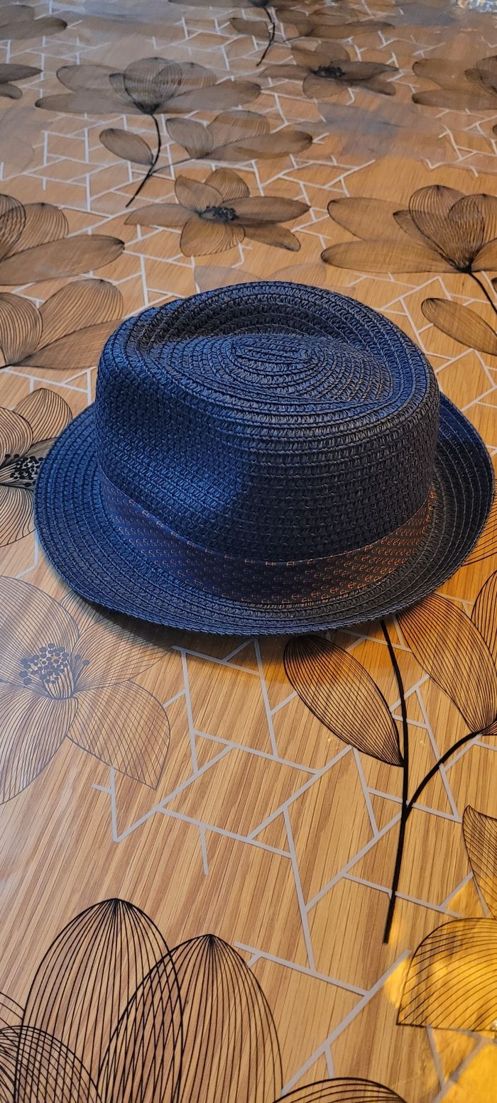 Chapeau parfait état taille 52 - photo numéro 2