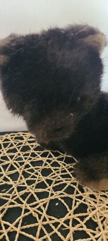 peluche anima brun foncé noir fouine , belette