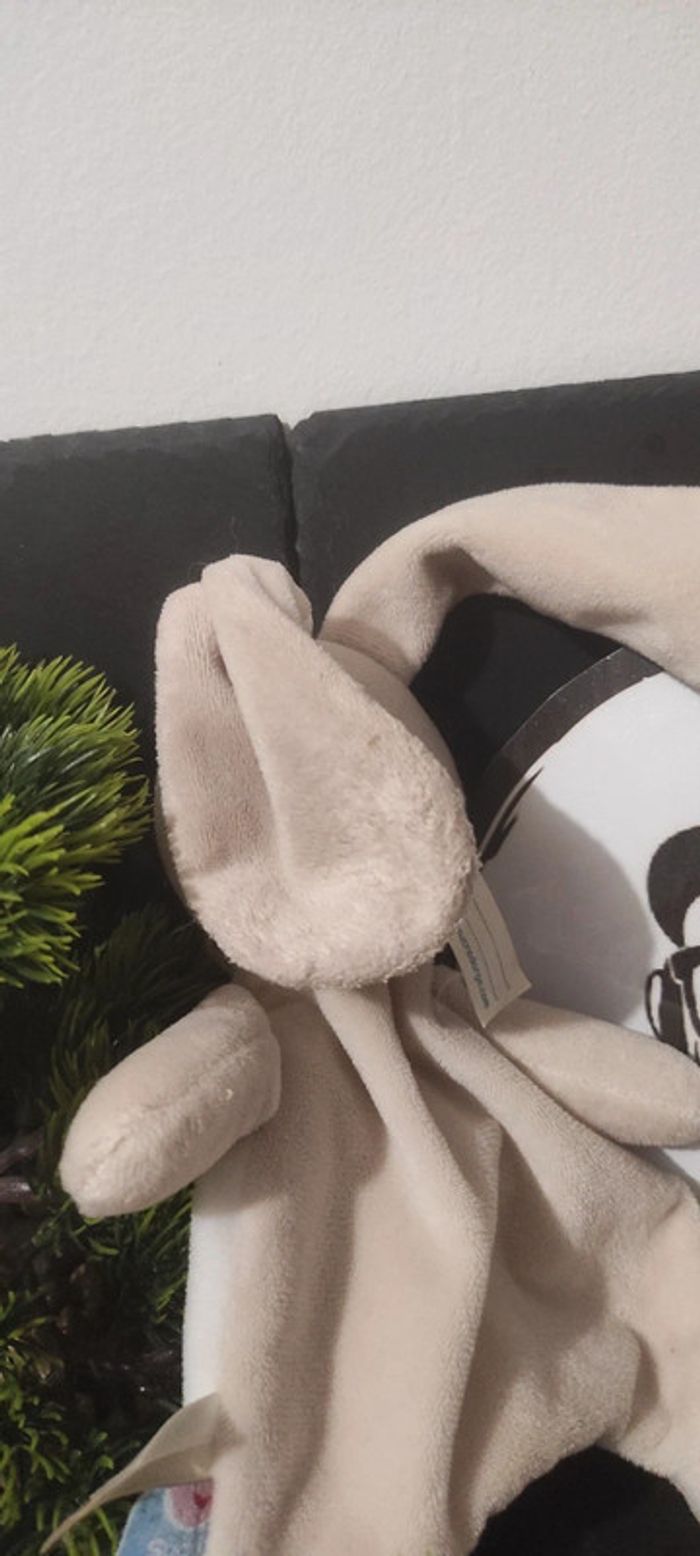 doudou lapin sucre d'orge blanc beige marron étoiles doré noeud knuffel Plat - photo numéro 4