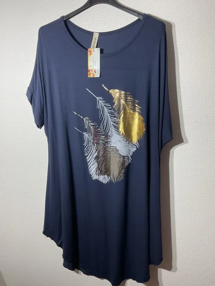 Long t-shirt « plumes » femme taille unique (38-46)- rzfashion - neuf avec étiquette