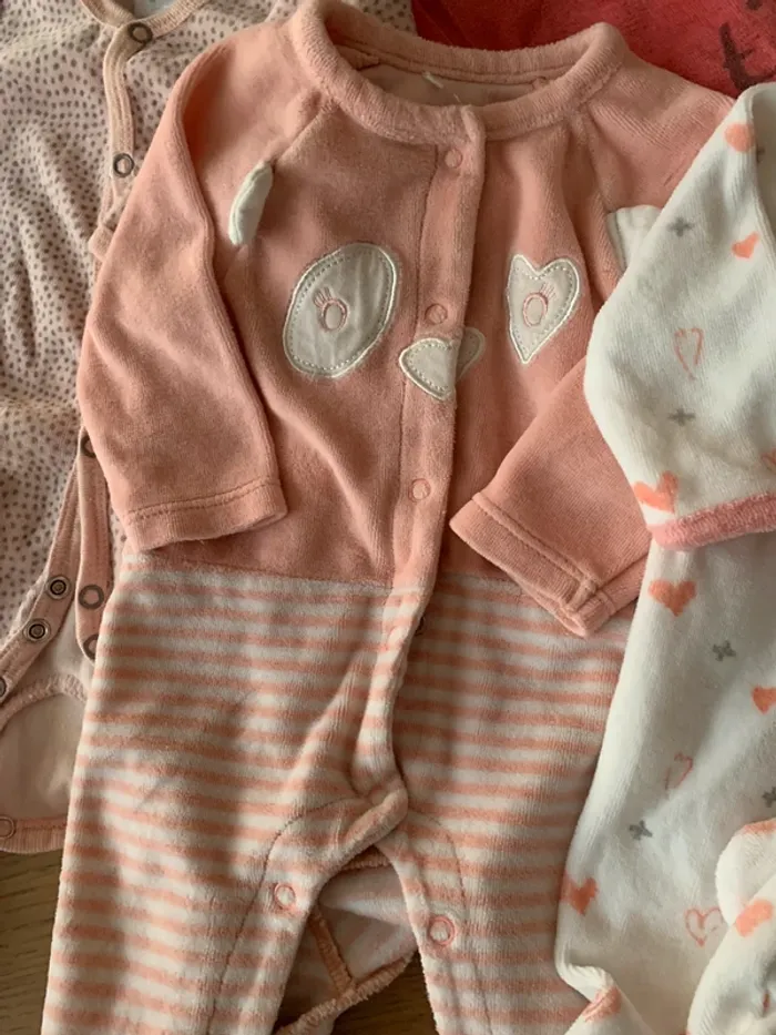 Lot de 4 pyjamas 3 mois fille - photo numéro 3