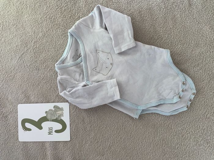 Lot de 5 bodies – 3 mois - photo numéro 4