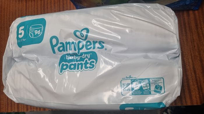 Couches pampers pants taille 5 - photo numéro 2
