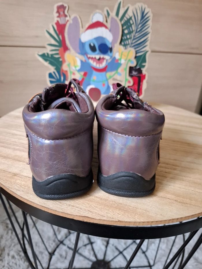 Superbe chaussure brillante/nacre T 26 🌺 nini & girls 🌺 neuve avec étiquette - photo numéro 4