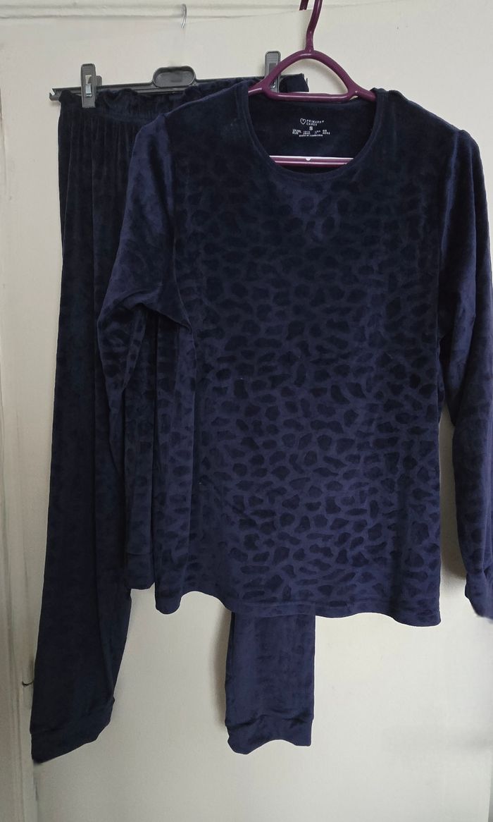 Lot de 2 pyjamas - photo numéro 2