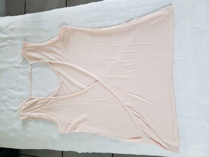 Débardeur rose pâle dos ouvert - photo numéro 4