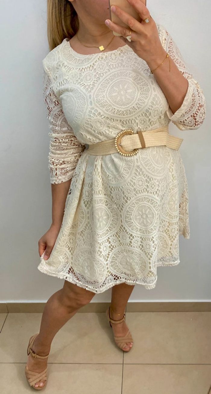 Jolie Robe En Crochet Taille M - photo numéro 2