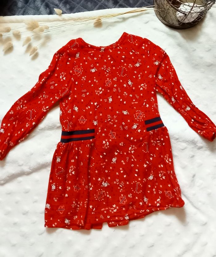Robe rouge ikks