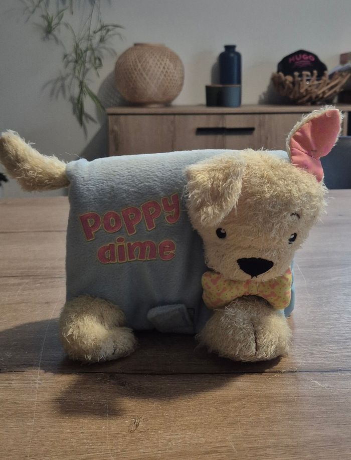 Livre en tissus vibrant Poppy aime - photo numéro 2