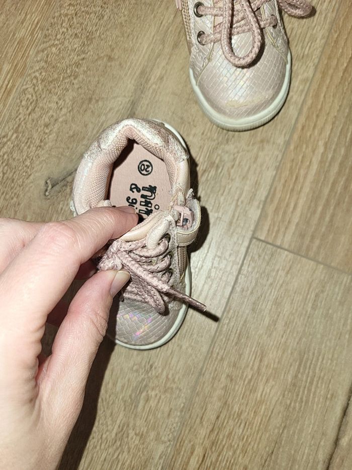 Chaussures taille 20 - photo numéro 3