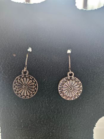 Boucle d oreille 2