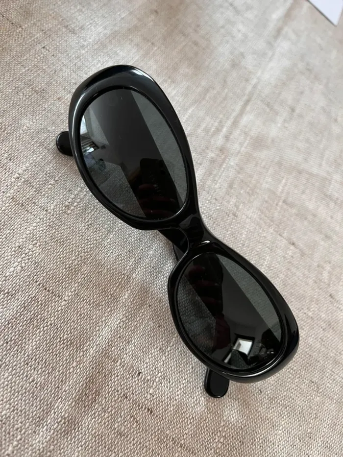 Lunettes de soleil noires Georges Rech