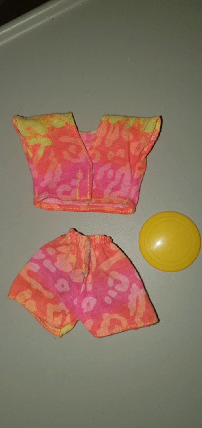 Vêtements Barbie vintage - photo numéro 2