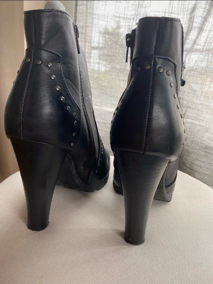 Bottine noire - photo numéro 7