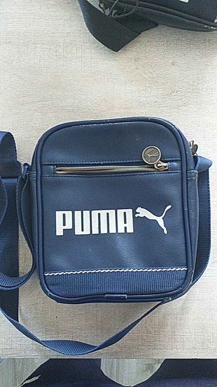 Pochette Puma Bleue