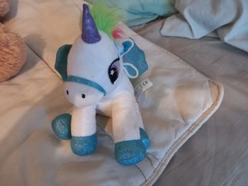 Peluche licorne