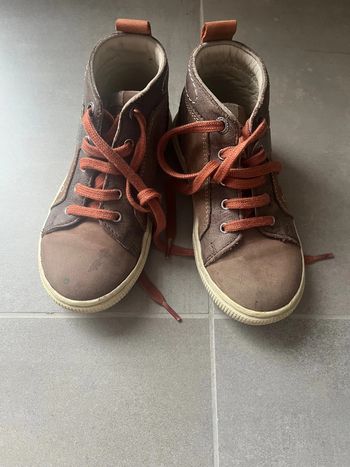 Chaussure montante