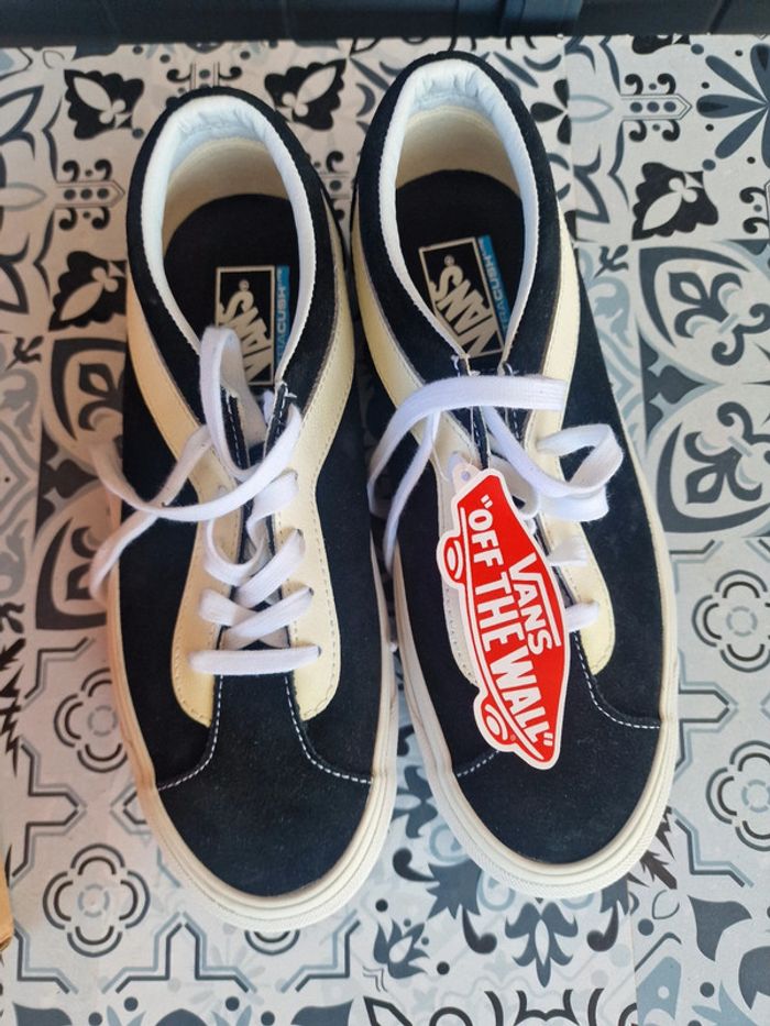 Sneakers vans UA Bold ni noir blanc - photo numéro 2