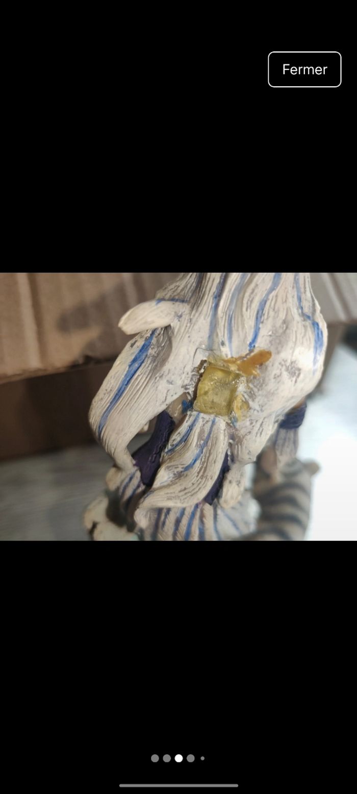 Statuette fée avec lion blanc - photo numéro 3