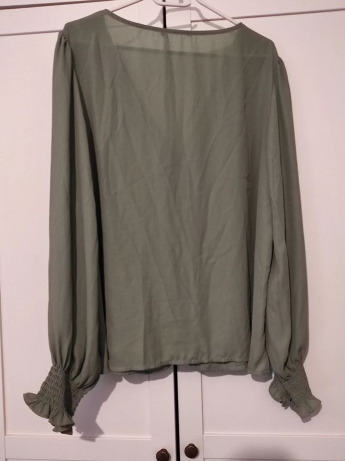 Blouse en voile vert - photo numéro 2
