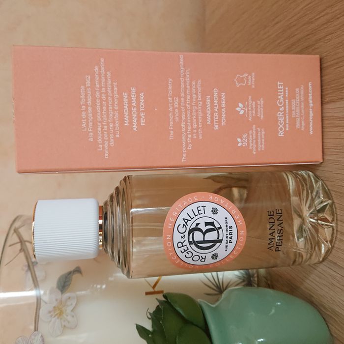 Amande Persane de Roger & Gallet - photo numéro 3