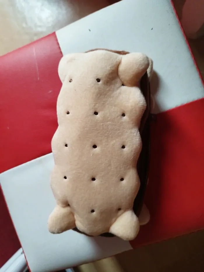 Trousse en forme de biscuit douce - photo numéro 3