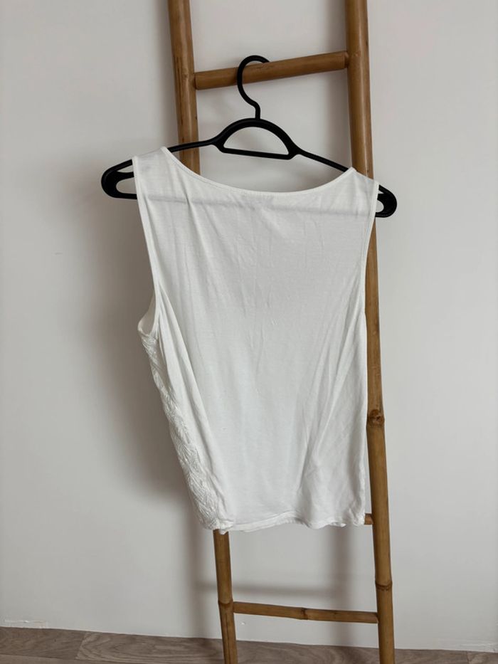 Haut blanc - photo numéro 2