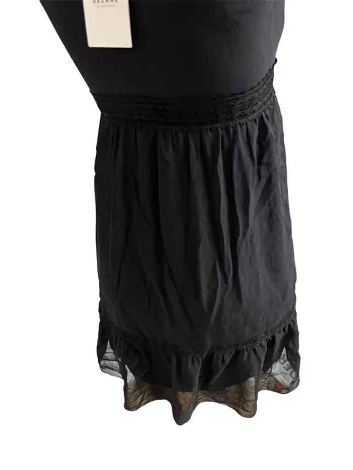 Robe Sezane Neuve avec Étiquette - Taille 36 - Soie Noire - photo numéro 16