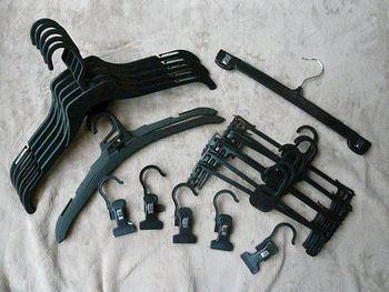 Lot de 20 cintres adulte