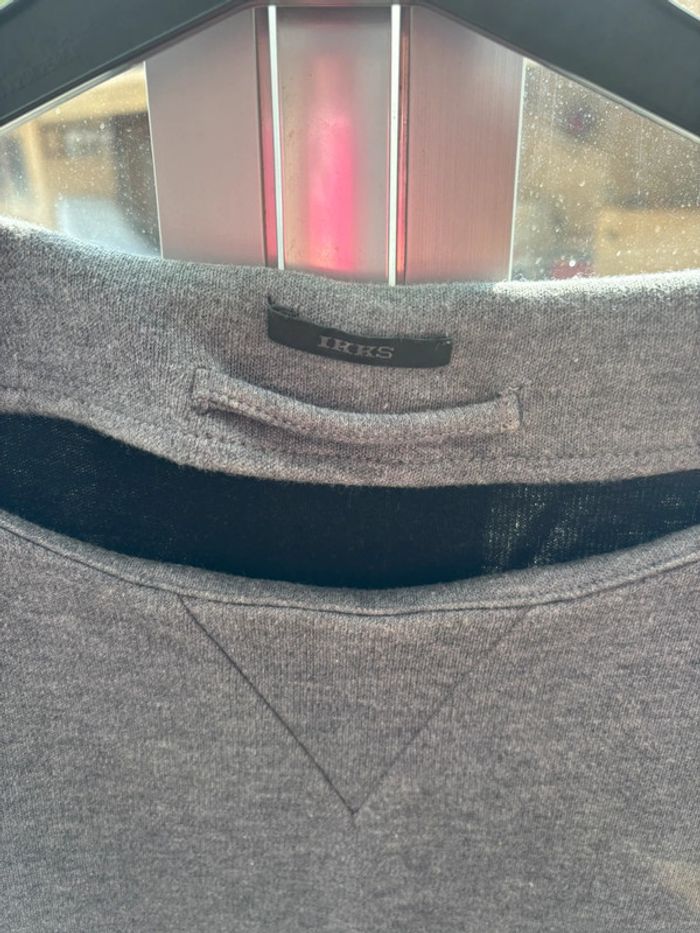 Robe grise IKKS - Taille 44. Avec sa ceinture - photo numéro 5