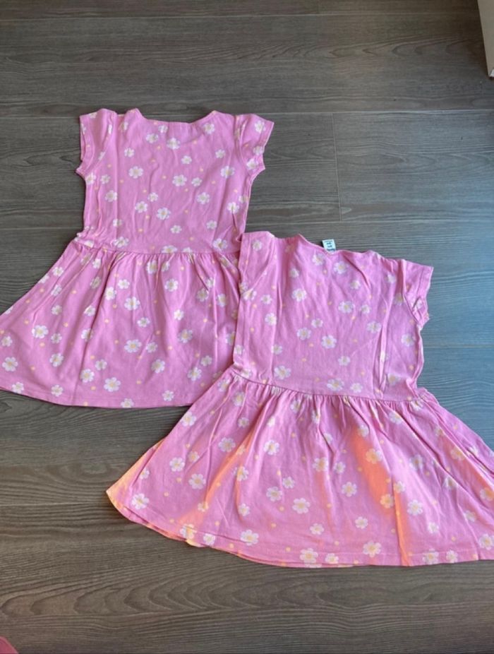 Lot de 2 robes 4 ans - photo numéro 3