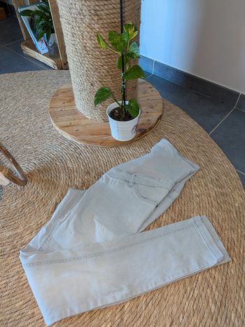 Pantalon de grossesse