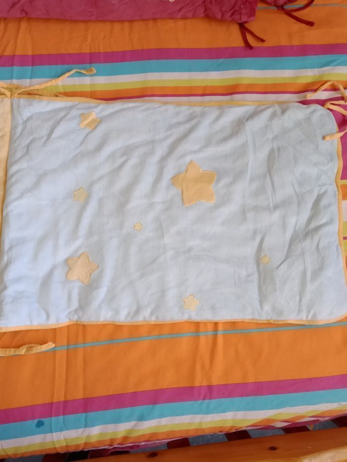 Tour de lit Snoopy TBE - photo numéro 5