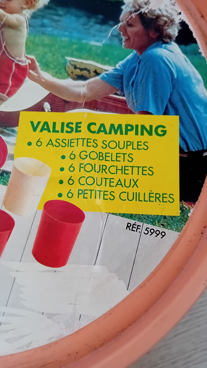 Vaisselle de camping - photo numéro 2