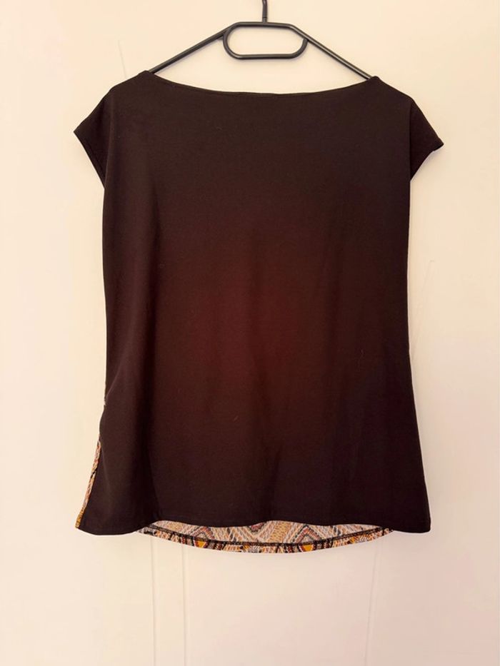 T-shirt à motifs jaune, noir & bordeaux – Taille L - photo numéro 3
