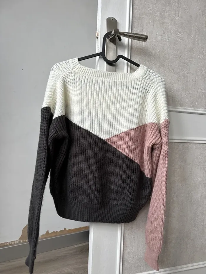 Pull asymétrique - photo numéro 2